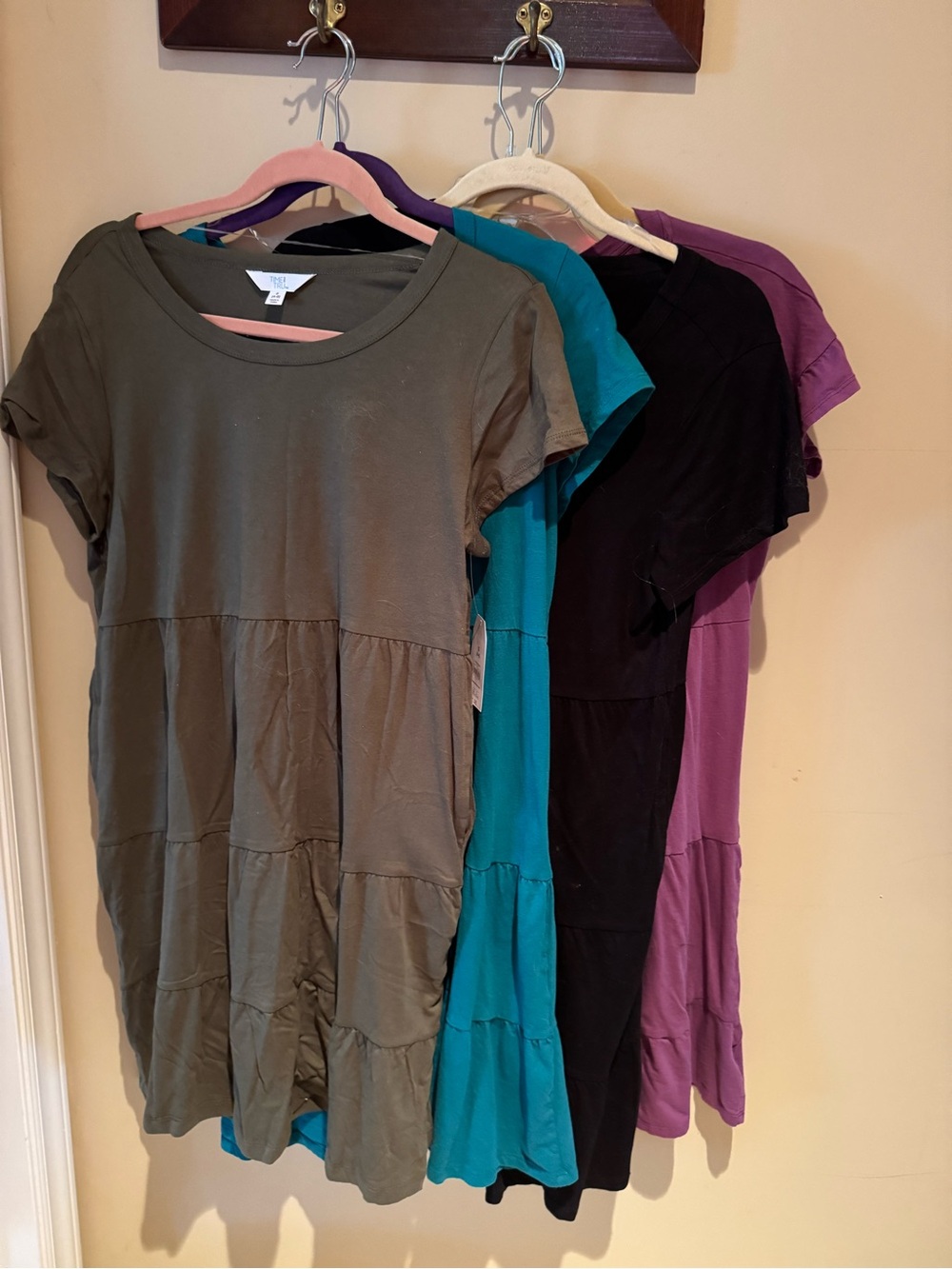 Lot of 4 cotton tiered dresses
